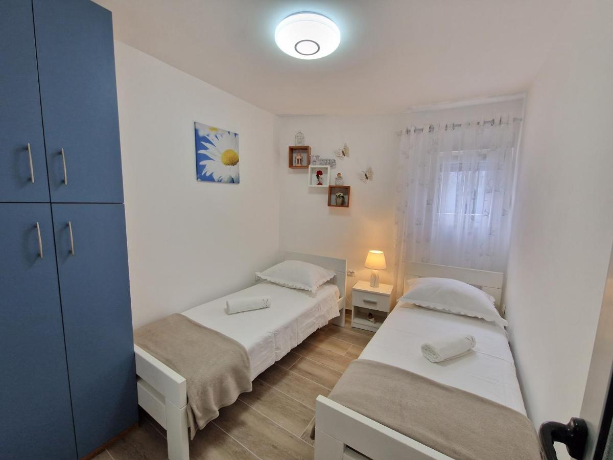 Apartments Duje Split Exterior foto
